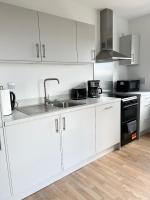 Modern, New, Amazing Apartment in East London! - B&B Barking