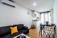 Flexible SelfCheckIns 106 - Zagreb - City Centre - Loggia - B&B