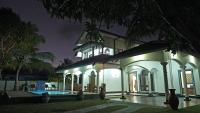 Sri Ra'anana Villa - B&B Marawila