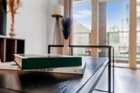 Graceful Stays - Self Contained Spacious 2 Bed Apartment Stratford - Chambres d’hôtes Londres