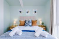 Luxury City Stay Coop Live & Etihad with Free Parking - B&B
