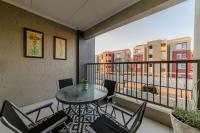 Apartamento de 3 dormitorios con balcón