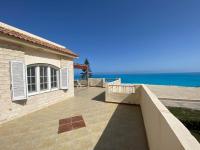 Beachfront Chalet in Green Beach, North Coast - Ferienwohnung El-Alamein