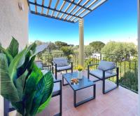 Appartamento con 2 Camere da Letto e Balcone