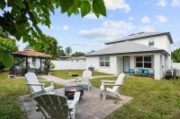 5 Bdr 4,5 Bth Villa - Pool Table - Fenced Yard - B&B Orlando