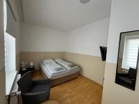 Zimmer für 2 Personen-Bad-Kühlschrank-TV-11 - Chambres d'hôtes Meine