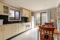 New granny flat in Narwee - Chambres d’hôtes