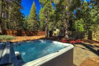 Bear Cub Cabin - Pets - Hot tub - Arcade Game - Chambres d’hôtes