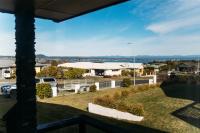 The Grove - Lake Taupo Holiday Home - B&B