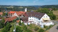 Wohnung mit 6 Schlafzimmern für 12 Gäste und mehr, Eurovision Song Contest 50 Minuten - B&B