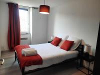 One-Bedroom Standard Apartment