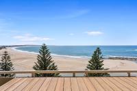 The Serene Ocean's Edge Retreat - Ferienwohnung