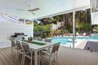 Exquisite Beachside Luxury Resort Style Pool - Chambres d'hôtes Wamberal North