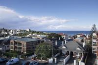 Dream View Steps from the Beach - B&B Sydney