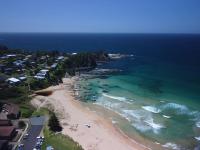 Ocean Views Walk to Malua Beach EV & Pet Friendly - B&B Malua Bay