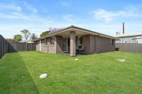 Wine Down 700m walk to Cessnock CBD - B&B Cessnock