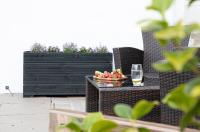 Coombe Bank - Seaboard spirit, contemporary chic with parking close to beach - B&B Teignmouth