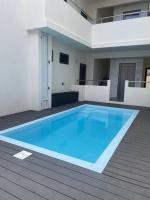 3-Bedroom Apt with Oceanviews, 1min Walk to Beach - NYHA2 - B&B