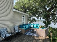 Over 200' of Shoreline on Foot Lake!! Great Fishing Year Round! - Chambres d'hôtes Willmar