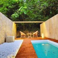 Sokcho Floating Whale Seorak Dojeok Waterfall Stay - B&B
