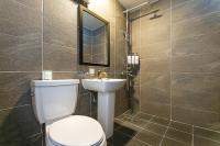 Double Room 8
