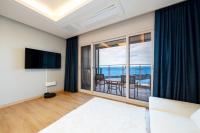 Doppel-/Zweibettzimmer mit Meerblick