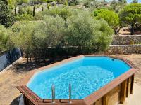 Charmante maison vue garrigue avec piscine - B&B