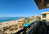 Paraíso a orillas del mar Mediterráneo, 18 - B&B