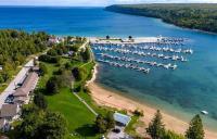 Lions Head Beach Motel & Cottages - WATERFRONT - B&B Lion's Head
