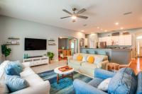 7 Mi to Beaches Spacious St Augustine Home! - B&B