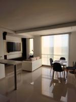 Novedoso y espacioso apartamento - Ferienwohnung