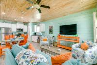 2 Blocks to Beach Surf Station in Port Aransas - Ferienwohnung