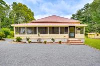 Lakeview Vacation Rental - Walk to Crystal Lake! - B&B Lakeview