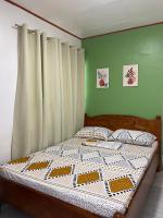 Deluxe Double Room (2 Adults + 1 Child)