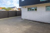 Spacious Stay near Avon River with Carpark - B&B
