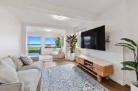 Seaside Serenity Exclusive Beachfront Escape - B&B
