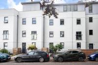 Elliot Oliver - Comfortable Five Bedroom Town Centre House With Garden & Garage - Ferienwohnung Cheltenham