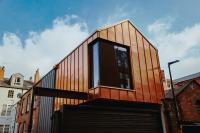 3-Story Townhouse - Sleeps 8 - Ferienwohnung