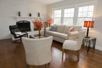 Spacious Modern Home in West Freehold - Bed and Breakfast Stonehurst West
