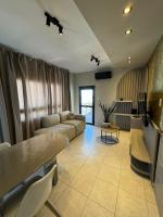 Departamento Exclusivo frente al puerto con cochera - B&B