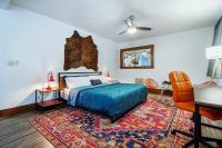 Eccentric Escape-hop skip jump to Plaza District - Bed and Breakfast Oklahoma City