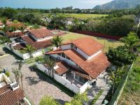 Charming and Modern House - Privileged location - B&B São Sebastião