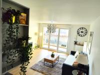 Bright Spacious Apartment near Paris Metro 4 - Bed and Breakfast Bagneux