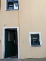 City-Apartment mit Parkplatz & Fahrradraum! Nur 300m zum Stadthafen - Bed and Breakfast Schwerin