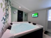 MAISON LA FEUILLERAIE N3-standingmaison-Wifi-proche centre ville-PROPERTY RENTAL NM - Bed and Breakfast