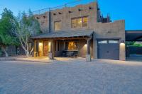 Saguaro Sunset - Secluded 4BR Home with Rooftop Patio - B&B Mesa