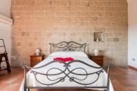 King Room with Spa Bath