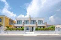 Luxury appartments in the villa Sun located in Avola on front of the sea at 200 meters about from the beach with terrace of 35 square meters with wonderful seaview - B&B Avola