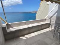 Listen the TIDE -201 A - B&B Costa del Silencio