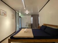 Surfers Loft Siargao - B&B Catagnan